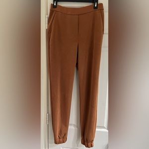 Lululemon Softstreme Relaxed HR pant, size 6.